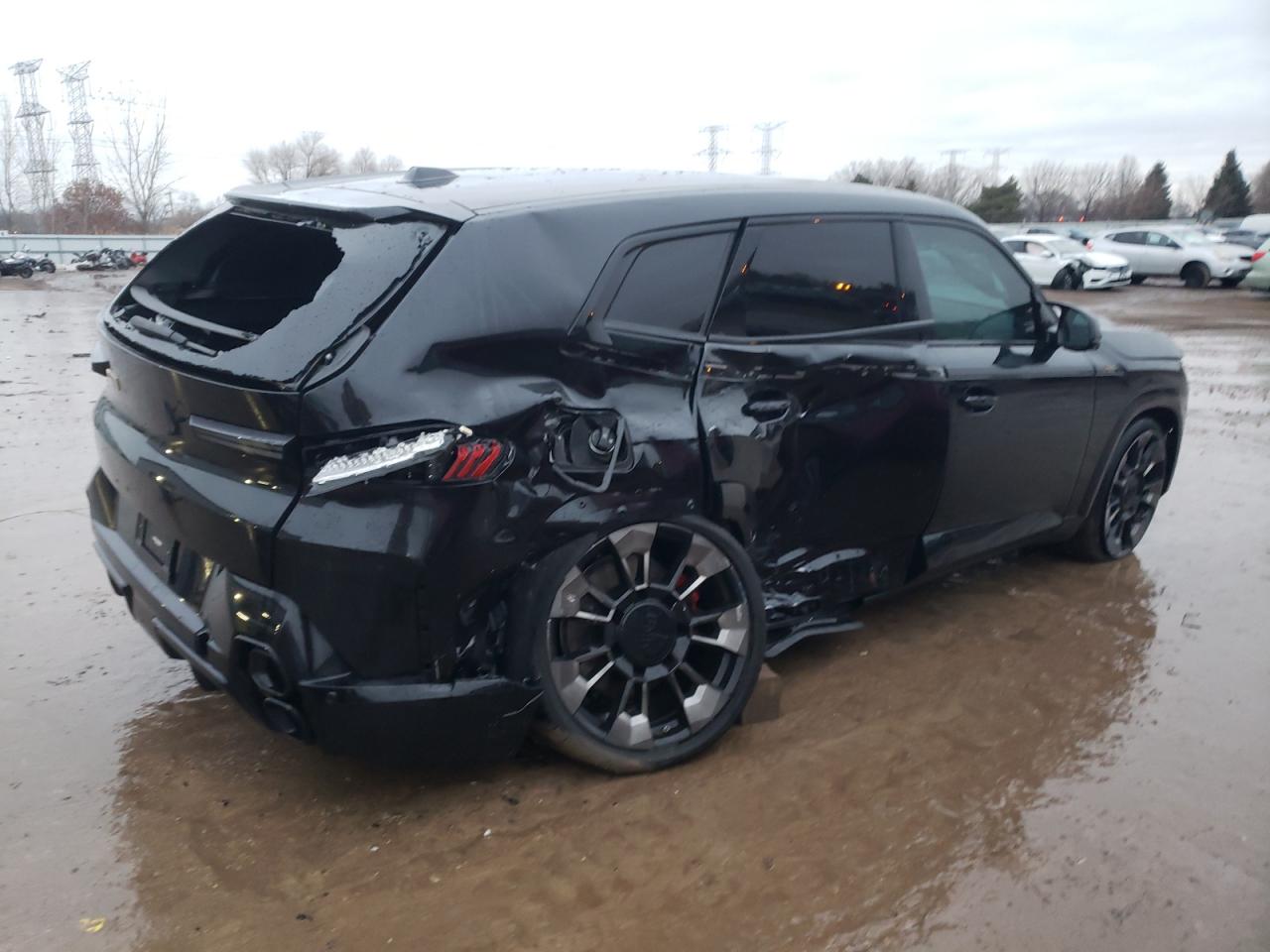 2023 BMW XM  VIN:5YM23CS05P9S12744