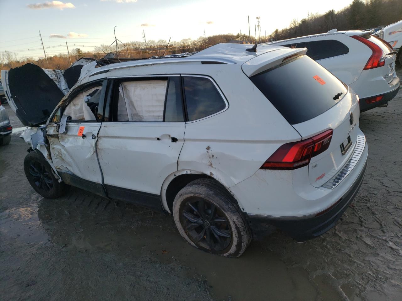 2024 VOLKSWAGEN TIGUAN SE VIN:3VVMB7AXXRM092004