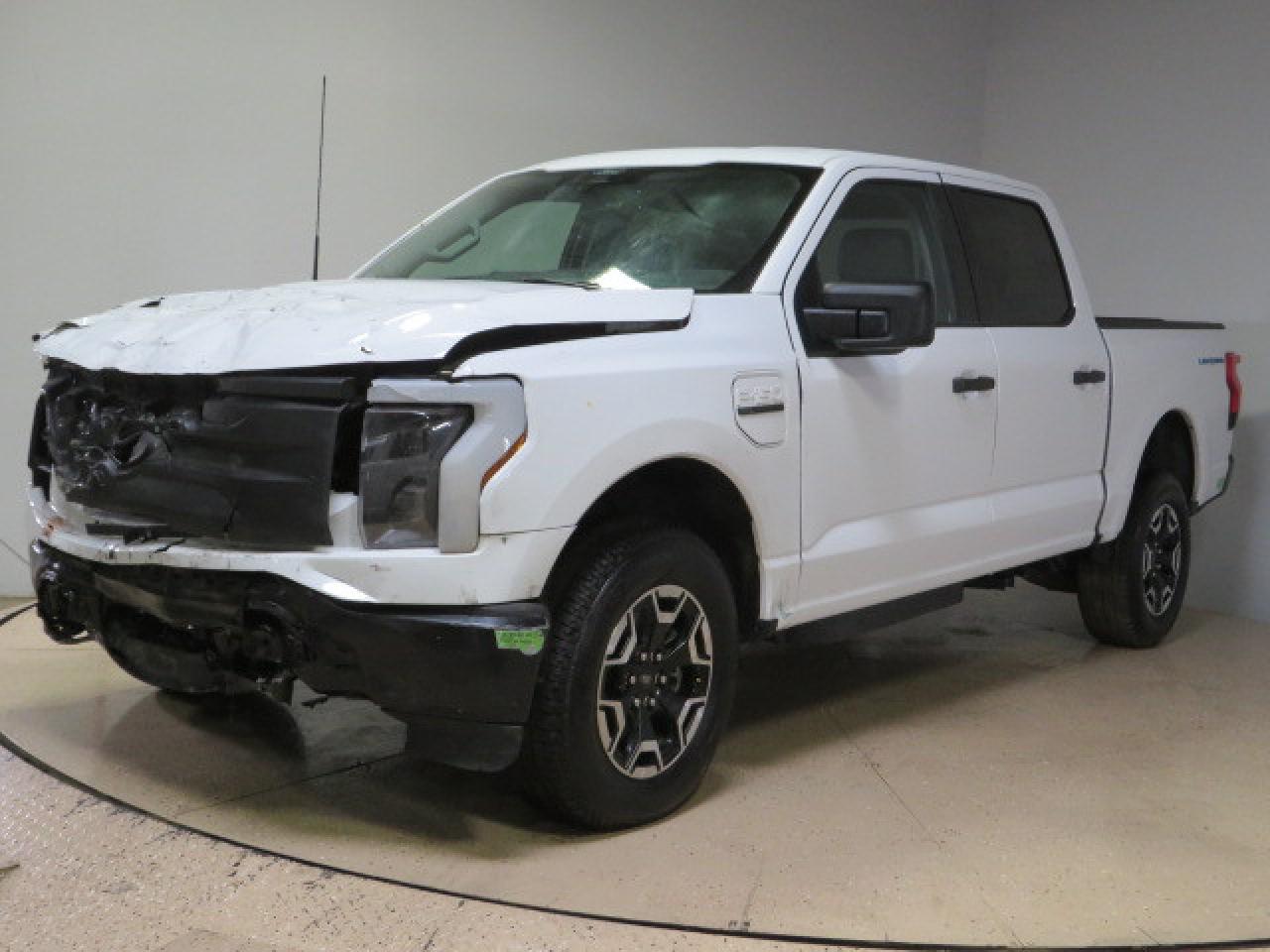 2022 FORD F150 LIGHTNING PRO VIN:1FTVW1EL1NWG14850