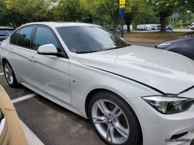 2018 BMW 330 VIN: