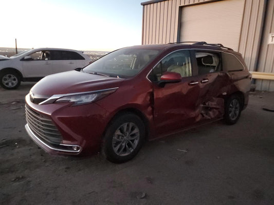 2022 TOYOTA SIENNA XLE VIN:5TDJRKEC2NS097991