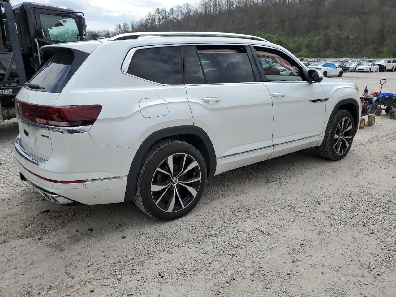 2024 VOLKSWAGEN ATLAS SEL PREMIUM R-LINE VIN:1V2FR2CA0RC510875