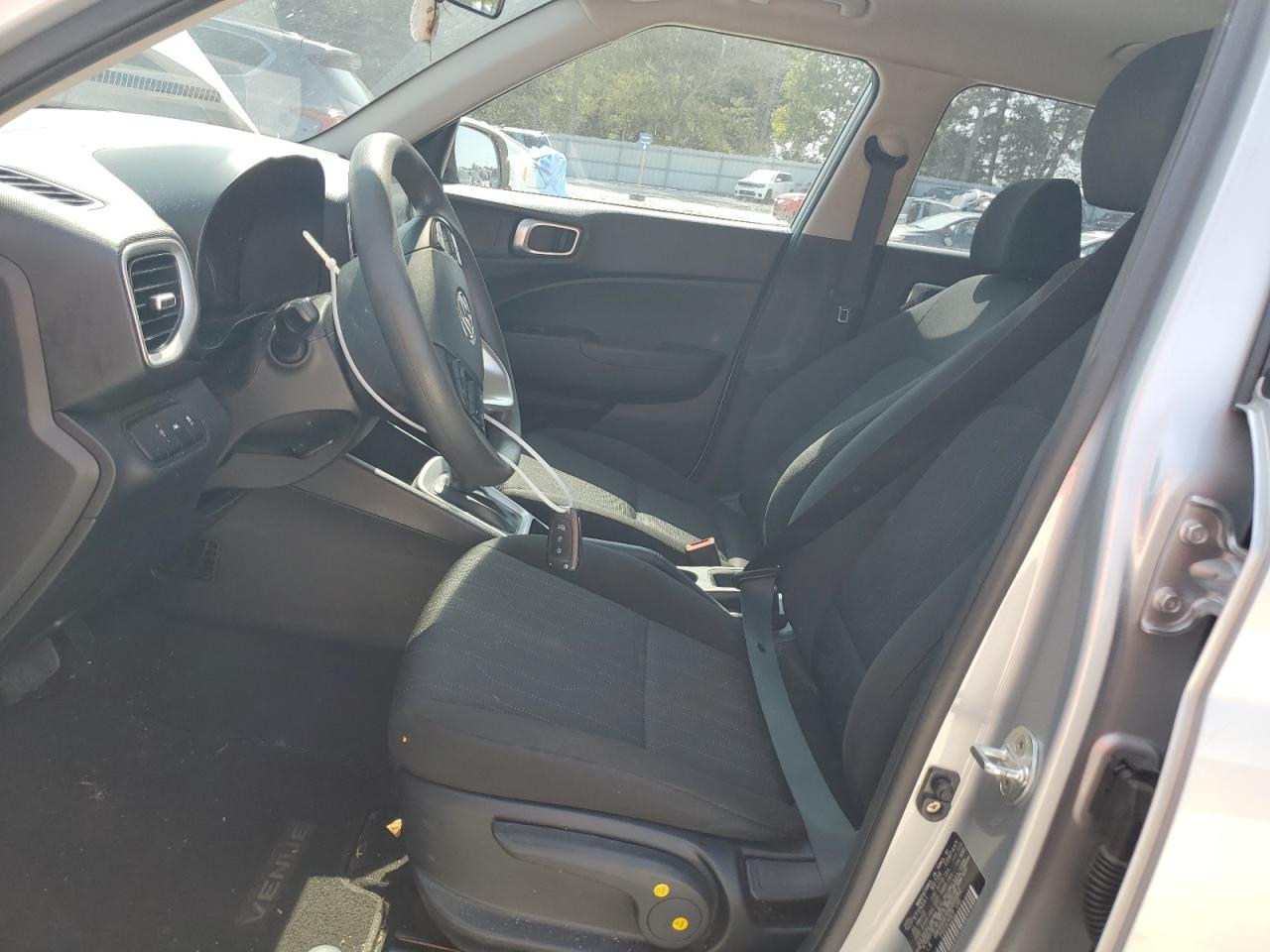 2022 HYUNDAI VENUE SE VIN:KMHRB8A36NU200062