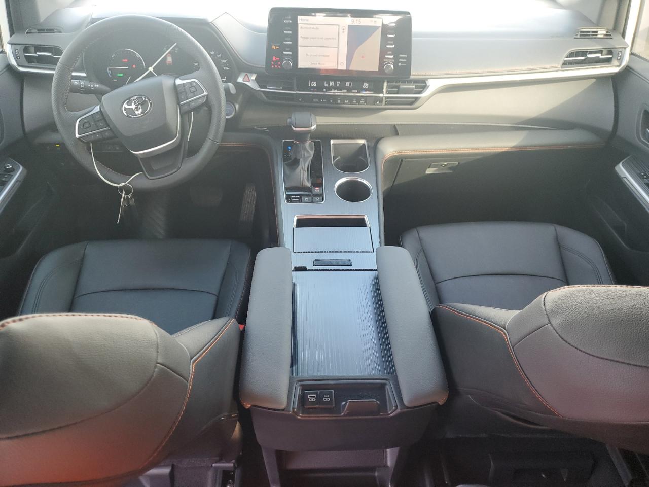 2024 TOYOTA SIENNA XSE VIN:5TDXRKEC1RS218431