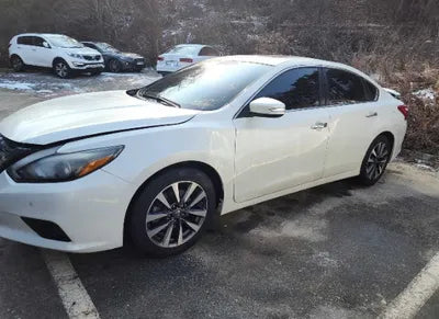2017 Nissan Altima 1N4AL3AP5HC137363 VIN:1N4AL3AP5HC137363