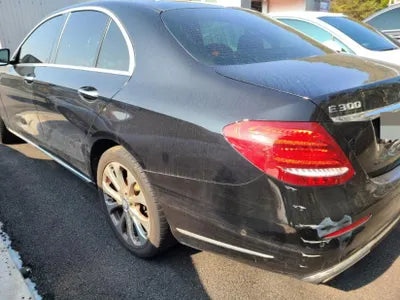 2016 Mercedes-Benz E 300 WDDZF4JB1HA130734 VIN:WDDZF4JB1HA130734