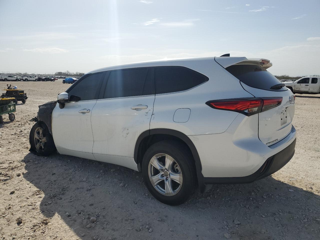 2023 TOYOTA HIGHLANDER HYBRID LE VIN:5TDZARAH2PS517403