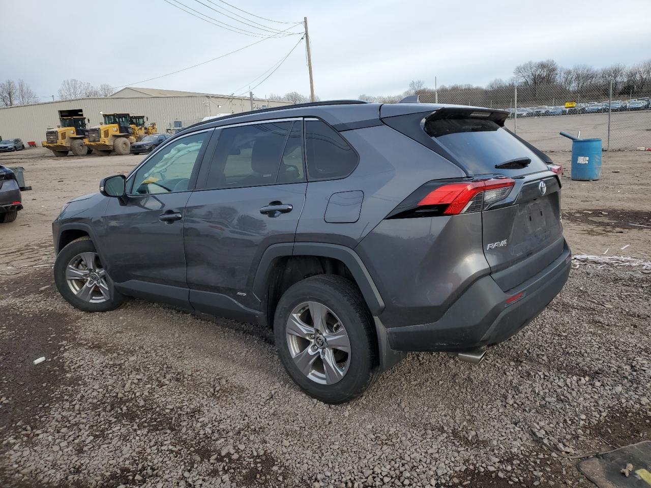 2022 TOYOTA RAV4 XLE VIN:4T3RWRFV0NU070453