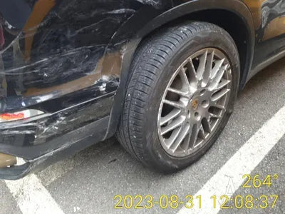 2015 Porsche Cayenne VIN: