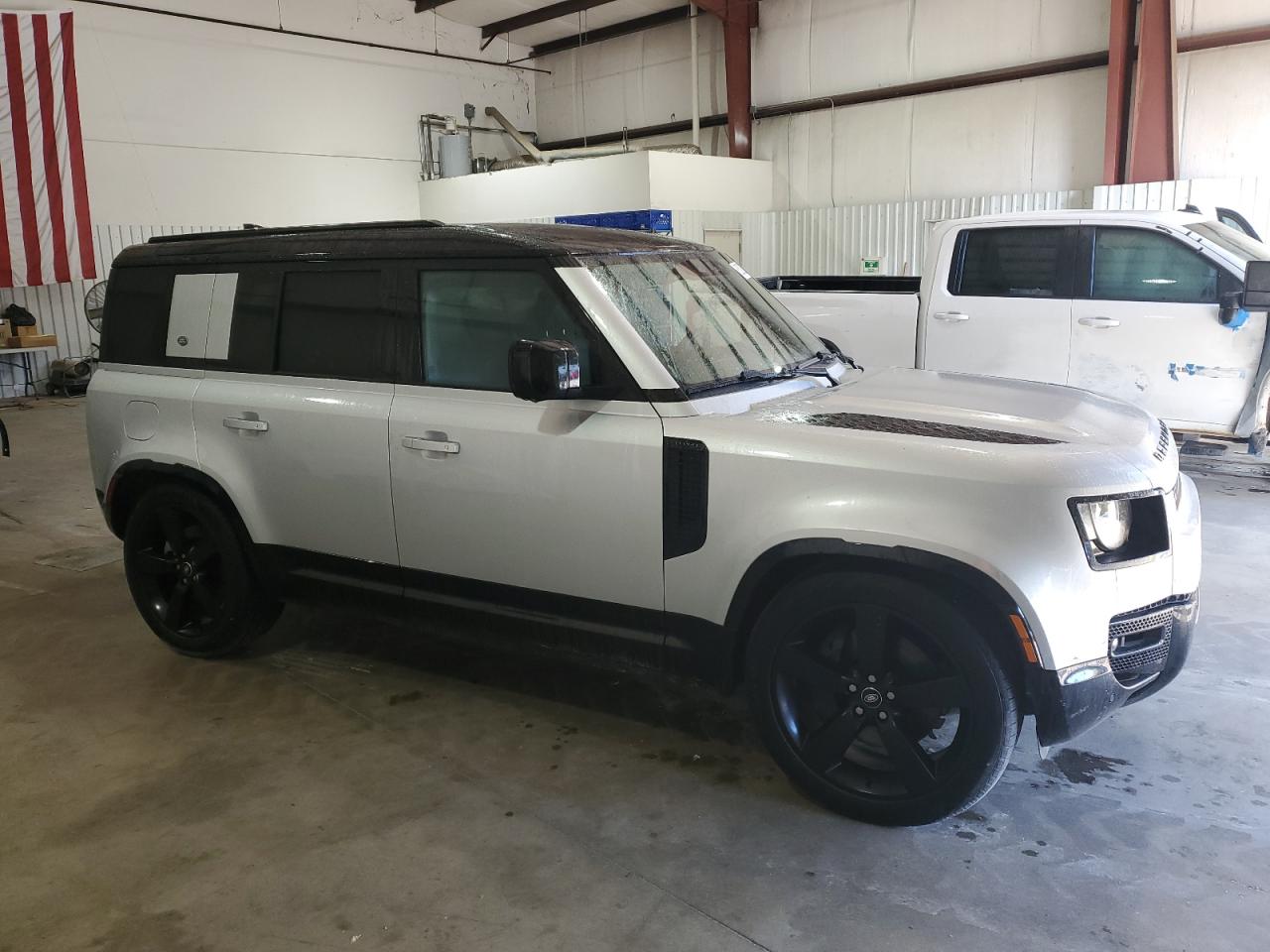 2024 LAND ROVER DEFENDER 110 X-DYNAMIC SE VIN:SALE2EEU1R2263021