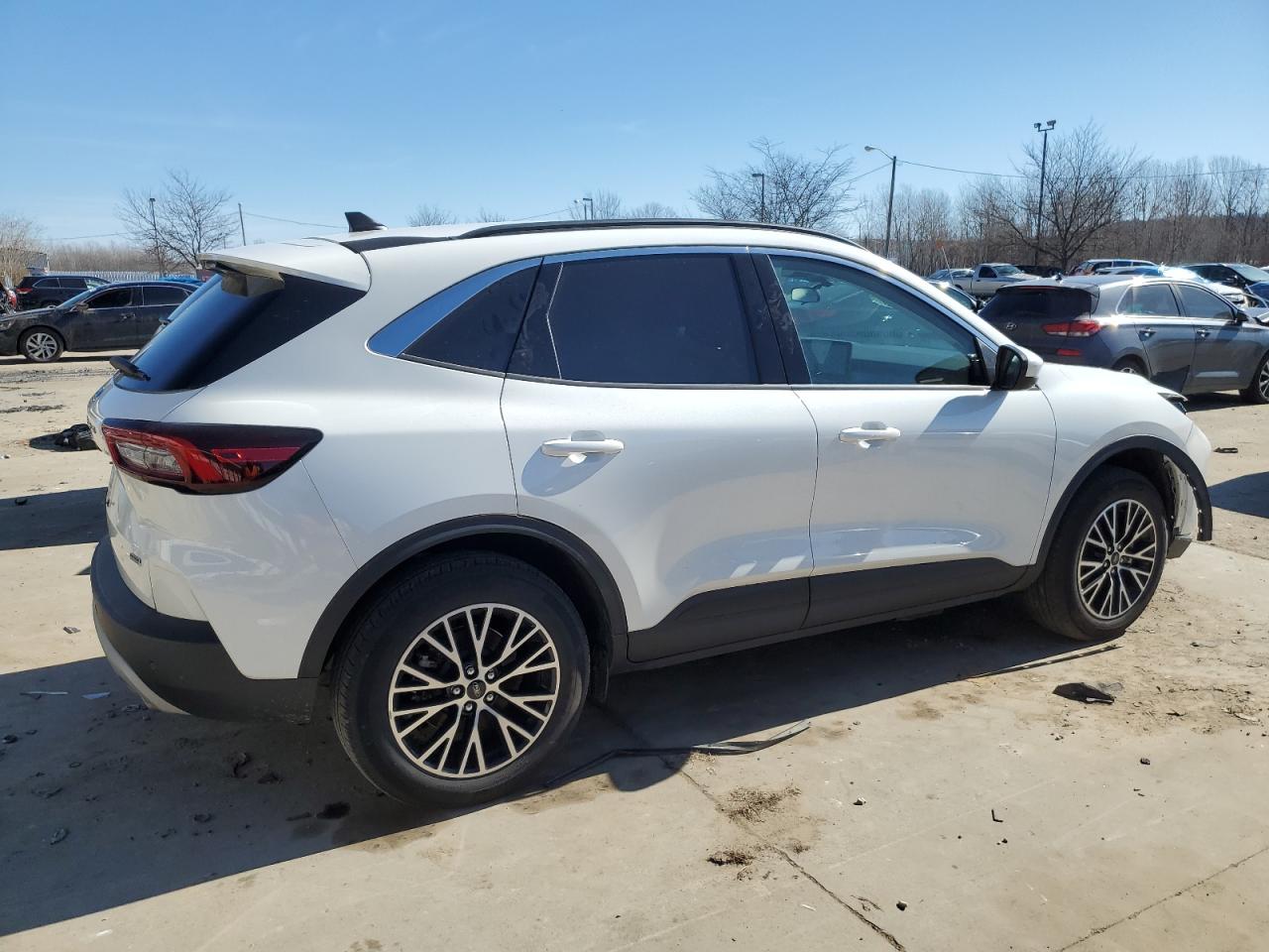 2023 FORD ESCAPE  VIN:1FMCU0E18PUA81072