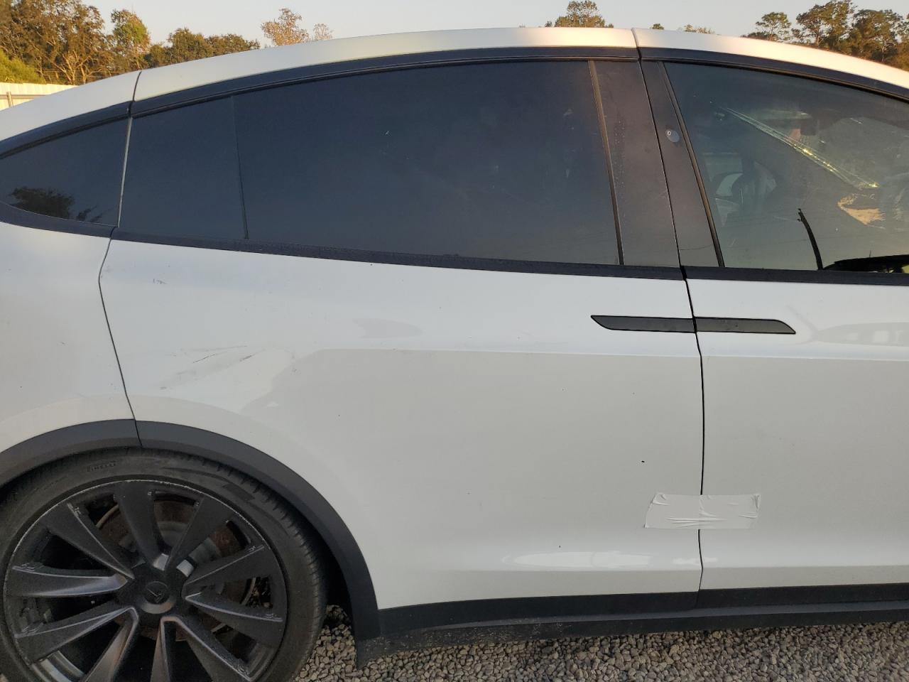 2022 TESLA MODEL X  VIN:7SAXCBE5XNF329094