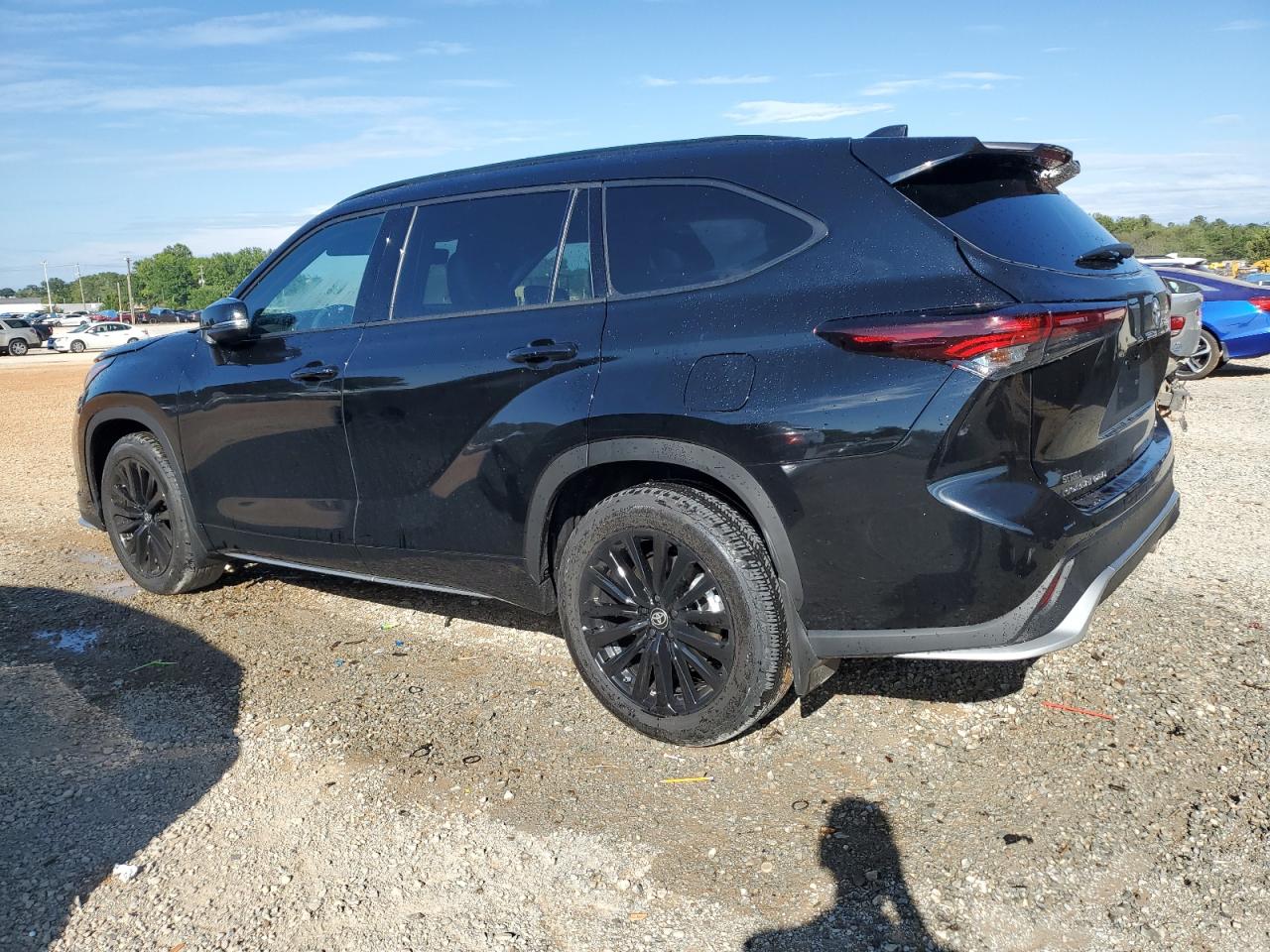 2024 TOYOTA HIGHLANDER LE VIN:5TDKDRAH1RS548458