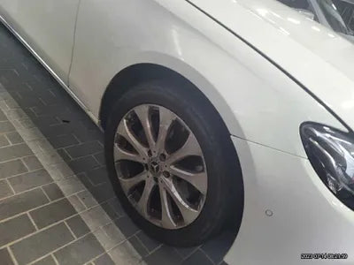 2019 Mercedes-Benz E 300 WDDZF4KB0KA591610 VIN:WDDZF4KB0KA591610