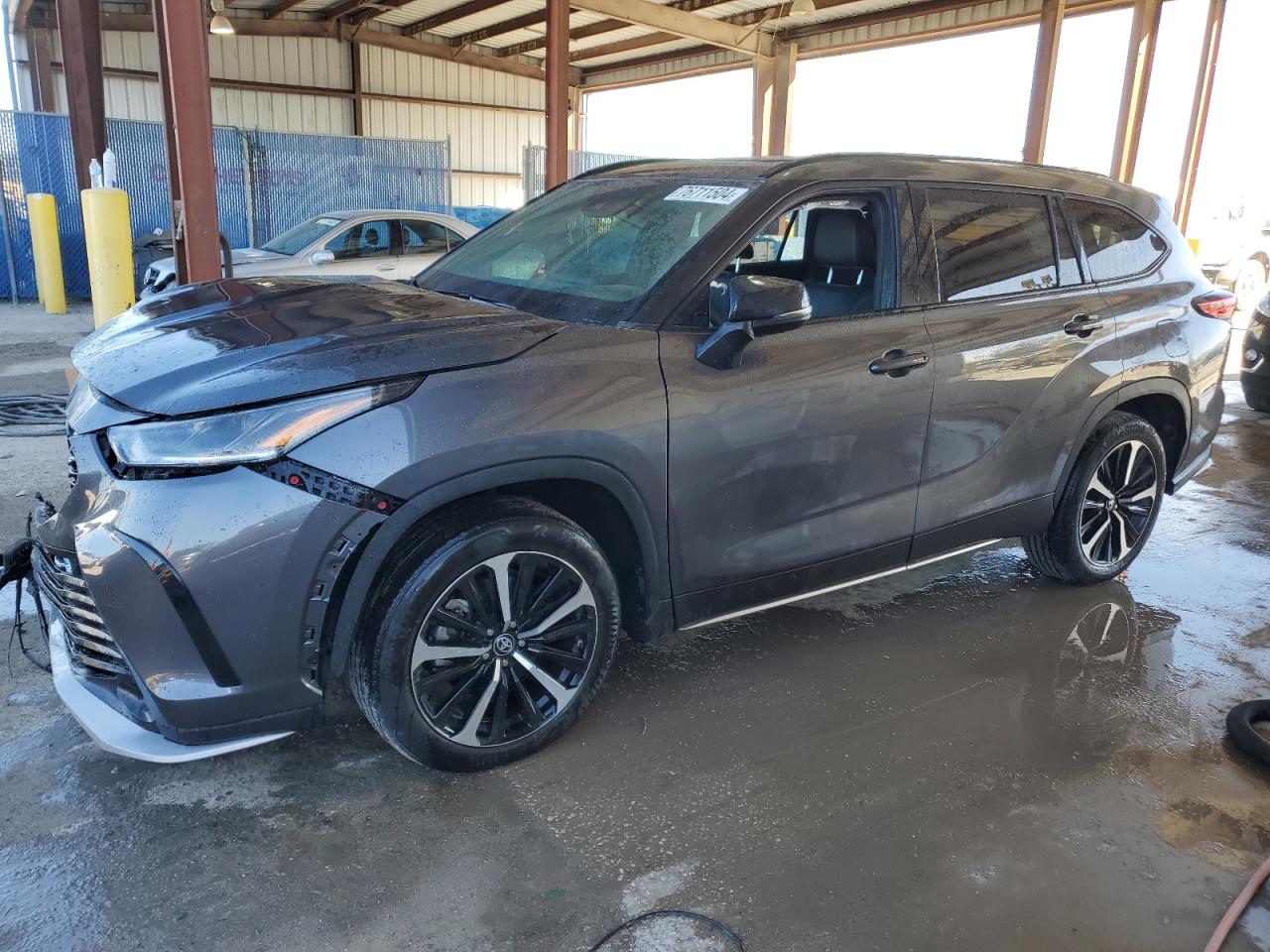 2022 TOYOTA HIGHLANDER XSE VIN:5TDLZRBH1NS250023