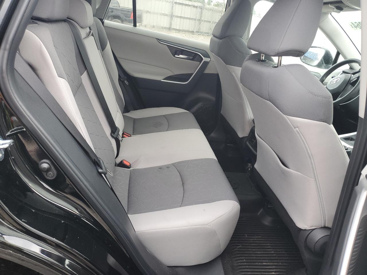 2022 TOYOTA RAV4 XLE VIN:2T3W1RFV7NC183772