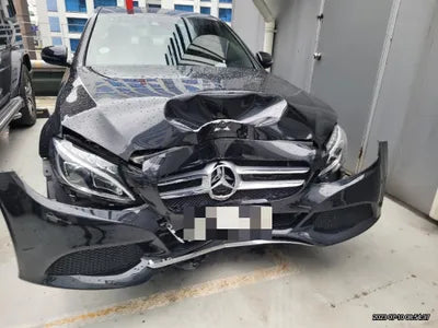 2016 Mercedes-Benz C 200 VIN: