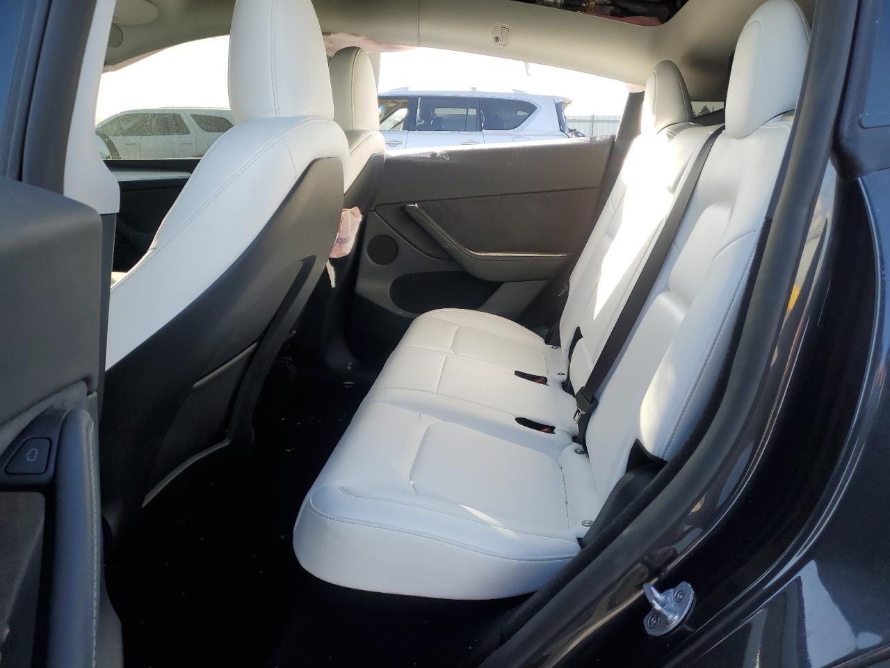 2024 TESLA MODEL Y  VIN:7SAYGDEE6RF152828