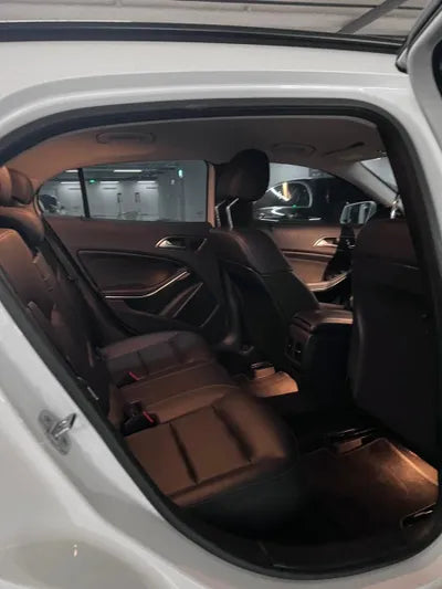 2019 Mercedes-Benz GLA 220 VIN: