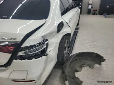 2021 Mercedes-Benz E 300 W1KZF5EB8MA984565 VIN:W1KZF5EB8MA984565