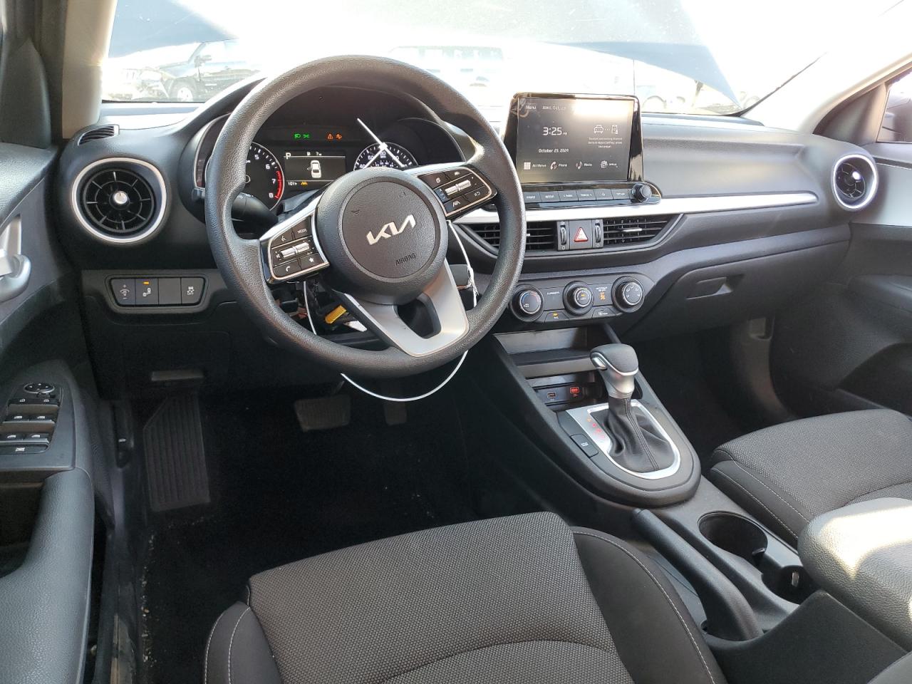 2024 KIA FORTE LX VIN:3KPF24AD1RE701230