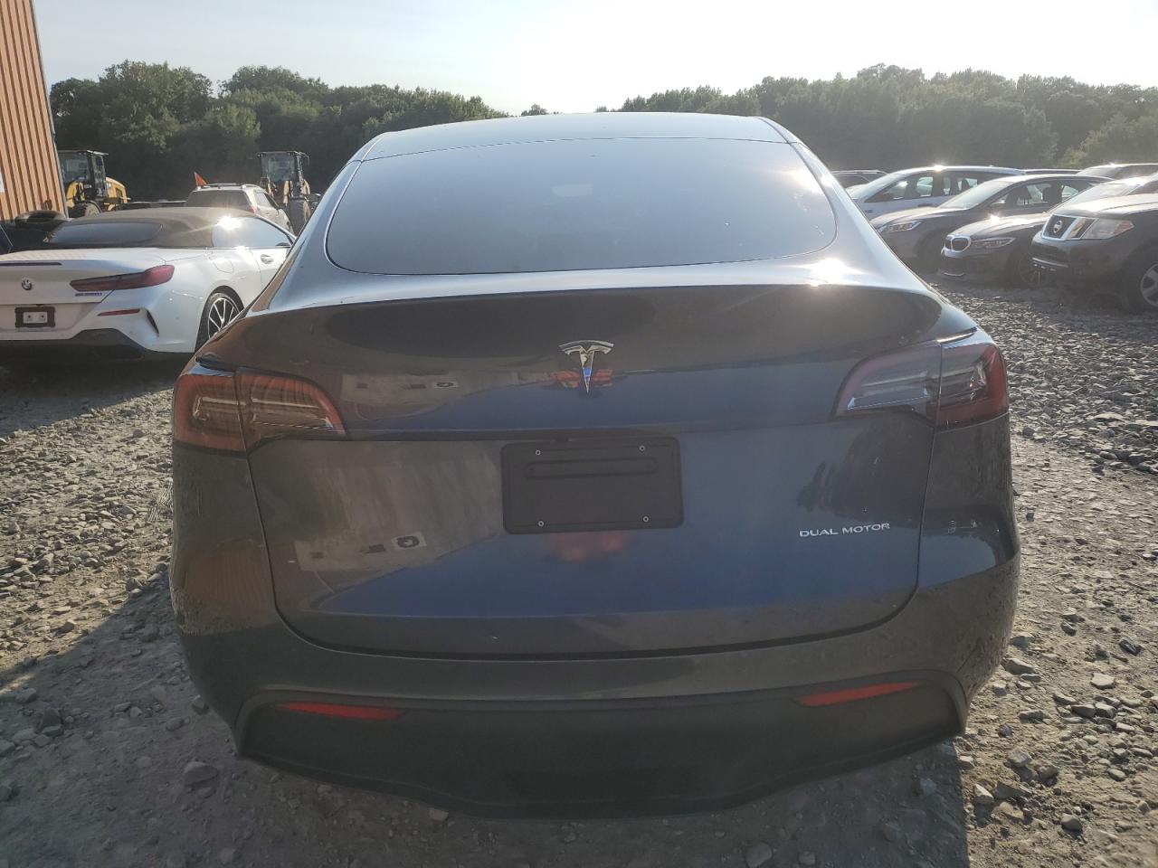 2023 TESLA MODEL Y  VIN:7SAYGDEE8PF589095