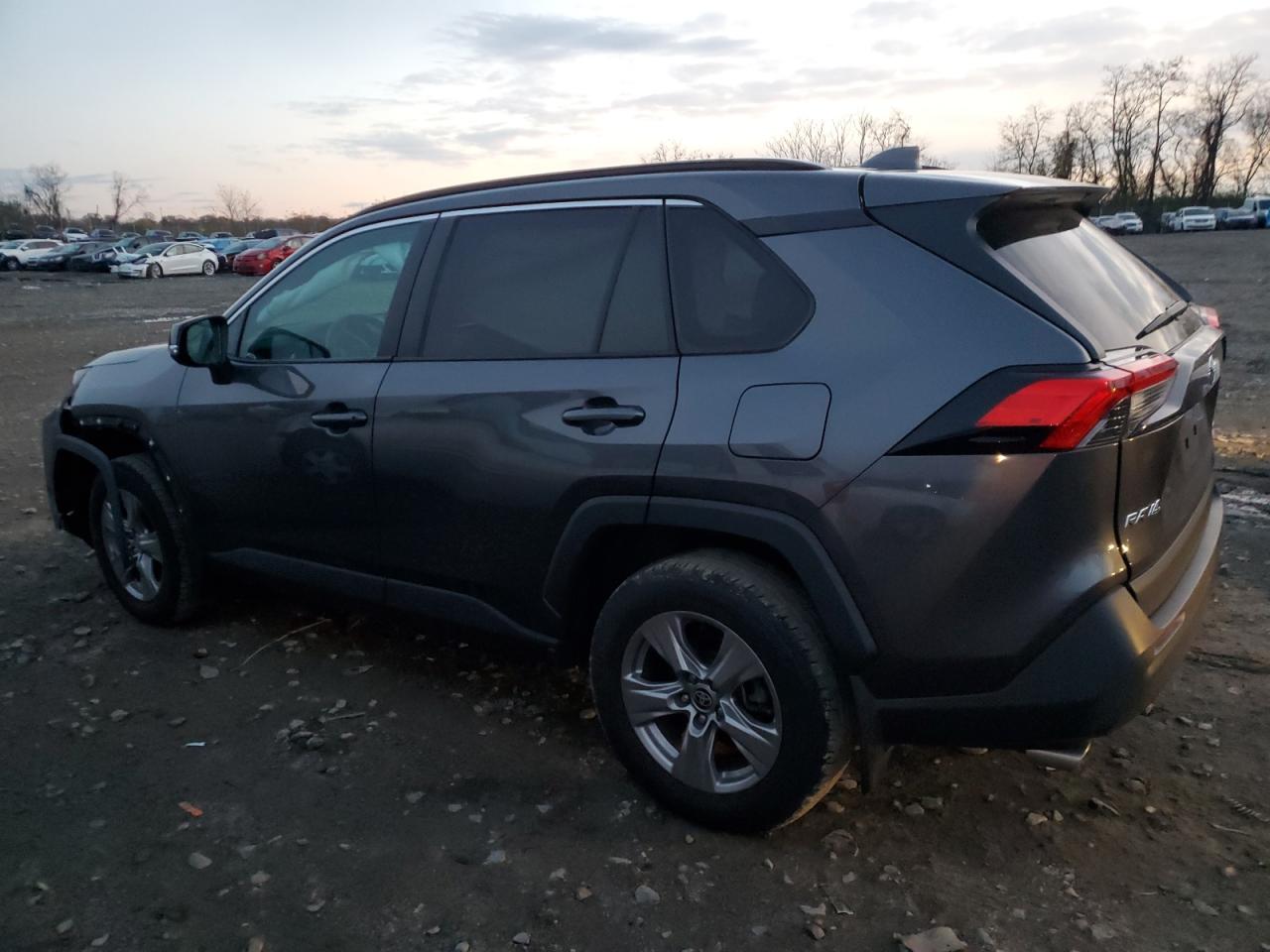2022 TOYOTA RAV4 XLE VIN:2T3P1RFVXNC285622