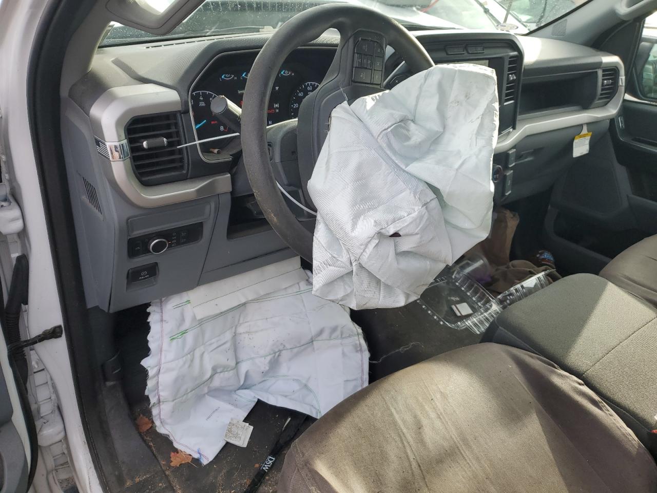 2022 FORD F150  VIN:1FTMF1E53NKE45810