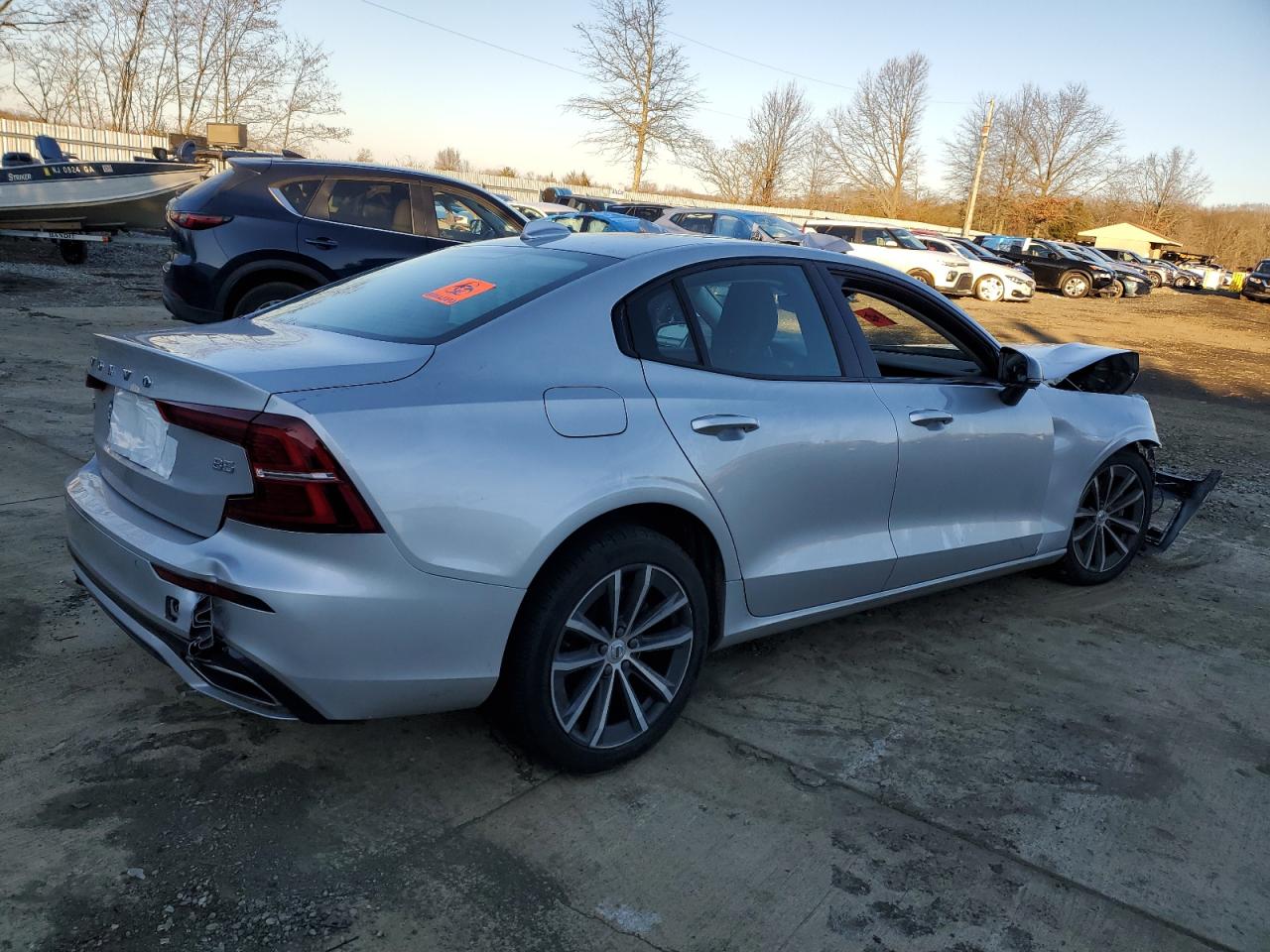 2022 VOLVO S60 B5 MOMENTUM VIN:7JRL12FZ6NG161626