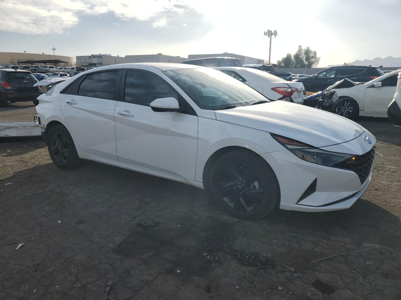 2023 HYUNDAI ELANTRA BLUE VIN:KMHLM4AJ7PU039313