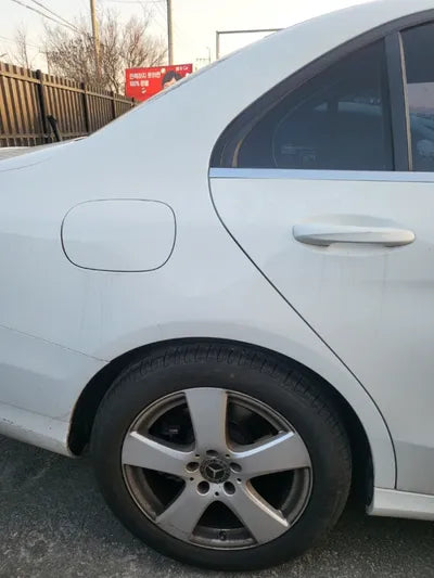 2018 Mercedes-Benz C 200 WDDWF4CB0JF709075 VIN:WDDWF4CB0JF709075