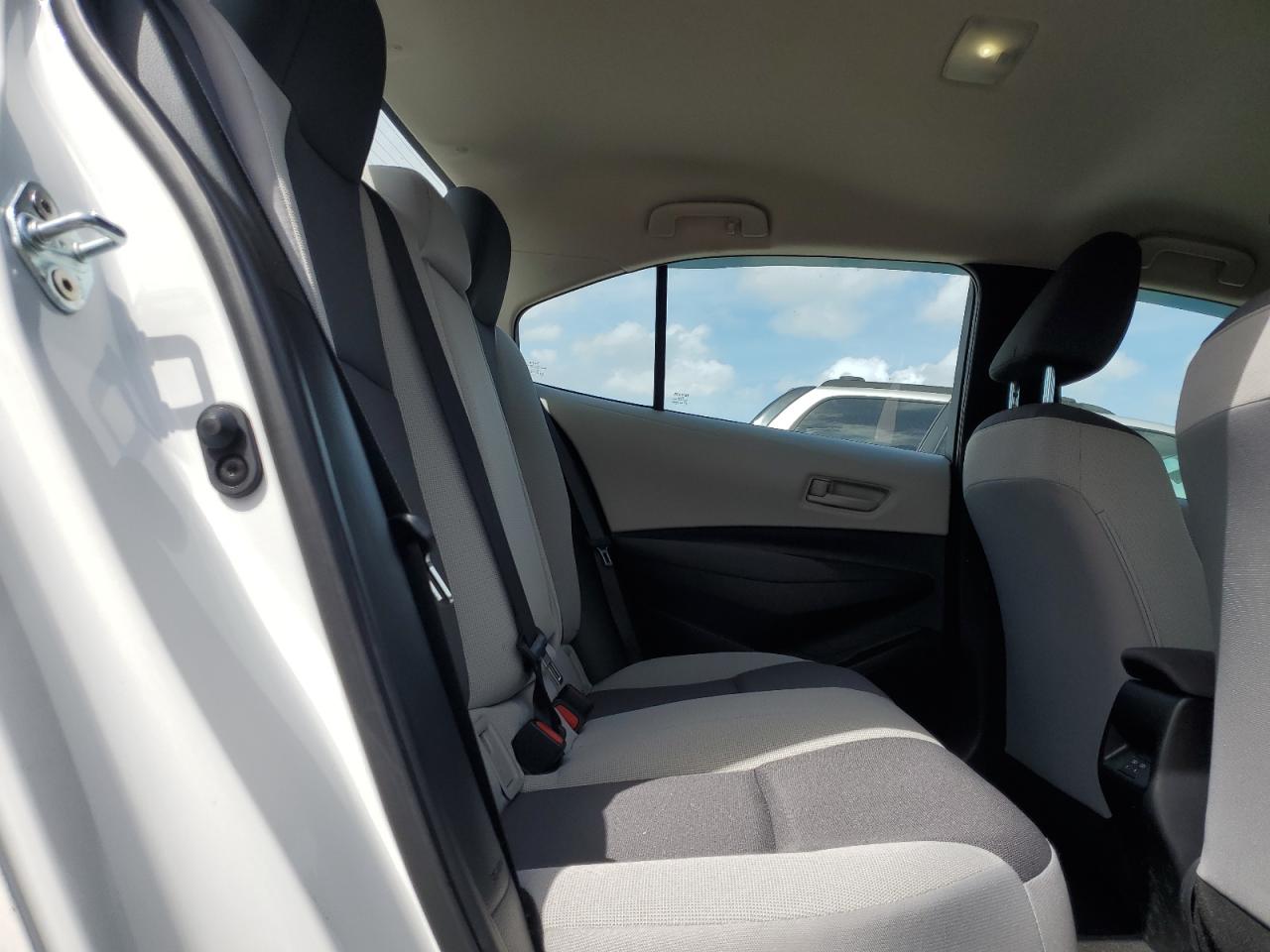 2024 TOYOTA COROLLA LE VIN:5YFB4MDEXRP208609