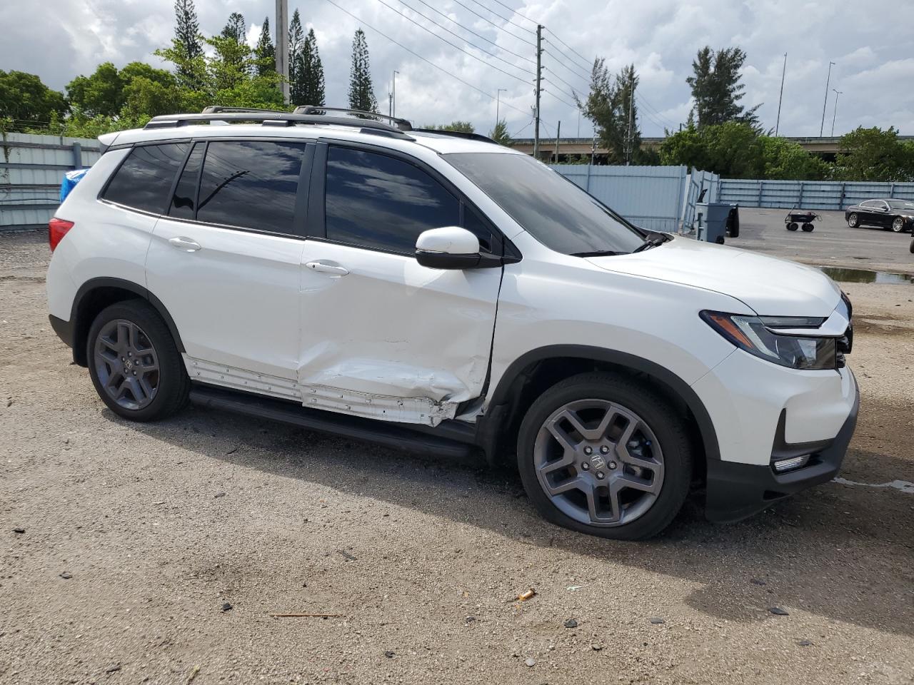 2023 HONDA PASSPORT EXL VIN:5FNYF8H5XPB001801