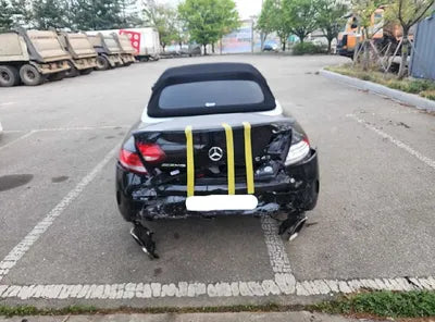 2017 Mercedes-Benz C 200 937KMWDDWK4CB4HF4 VIN:937KMWDDWK4CB4HF4