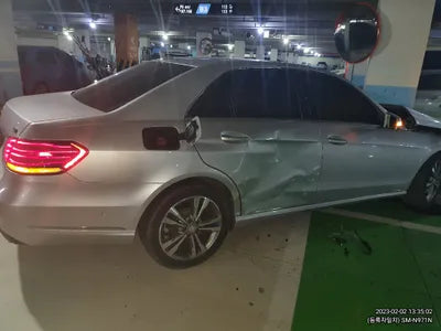 2015 Mercedes-Benz E 220 VIN: