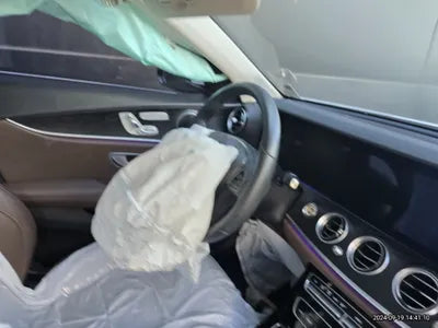 2016 Mercedes-Benz E 300 VIN: