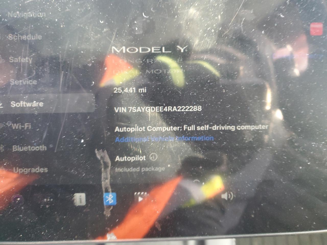 2024 TESLA MODEL Y  VIN:7SAYGDEE4RA222288