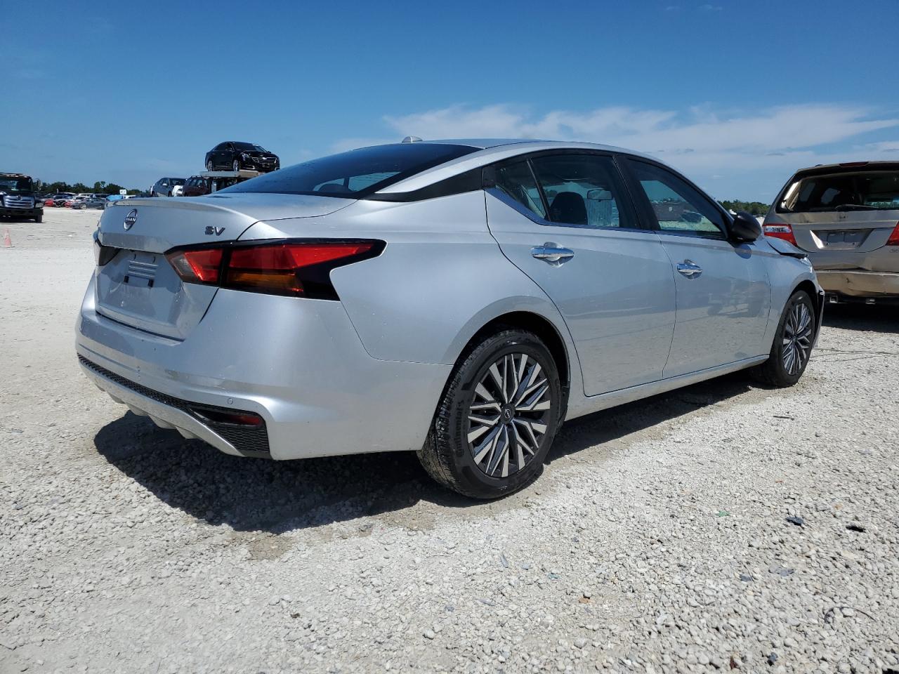 2024 NISSAN ALTIMA SV VIN:1N4BL4DV9RN303202