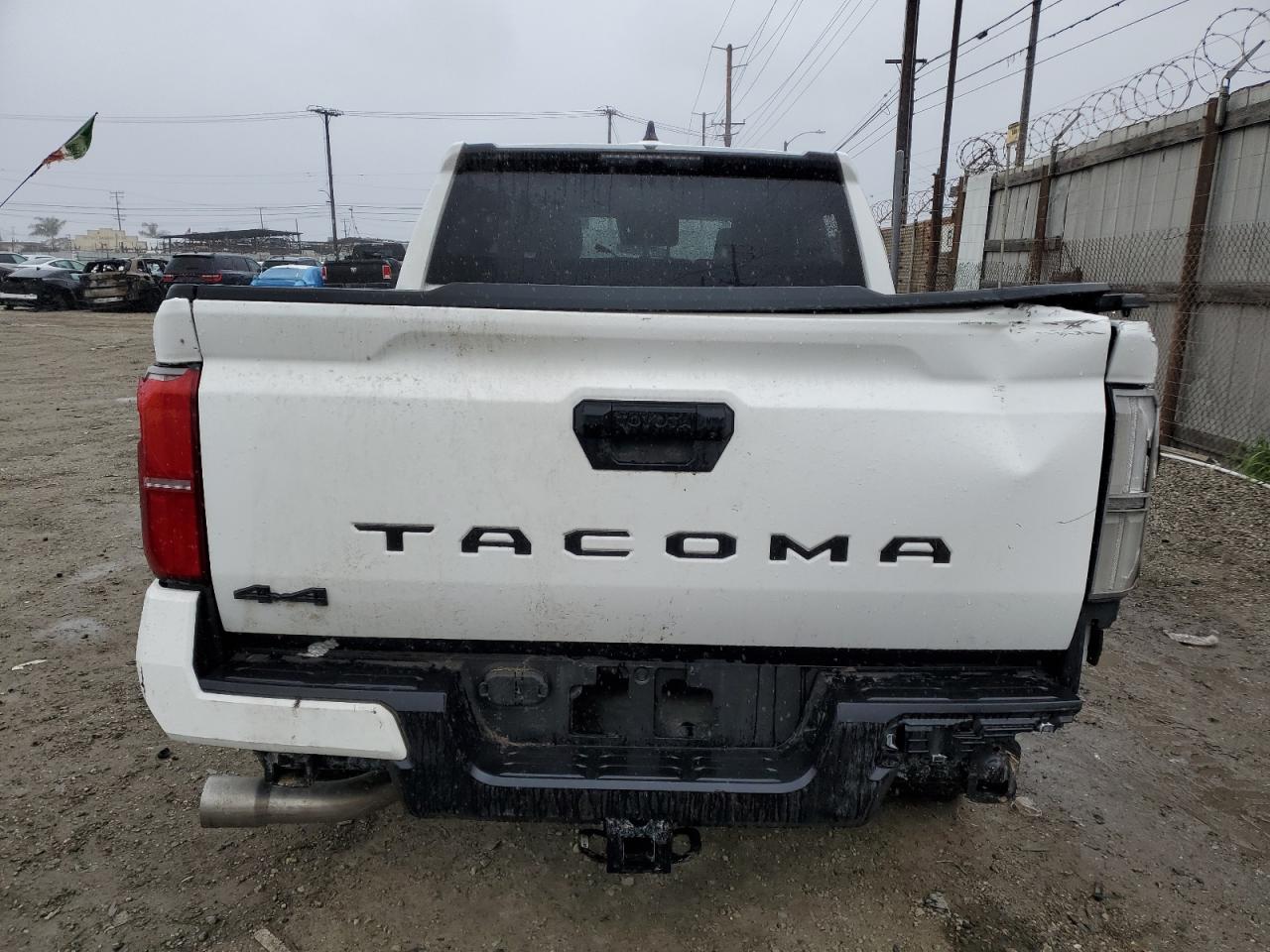 2024 TOYOTA TACOMA DOUBLE CAB VIN:3TMLB5JN2RM061701