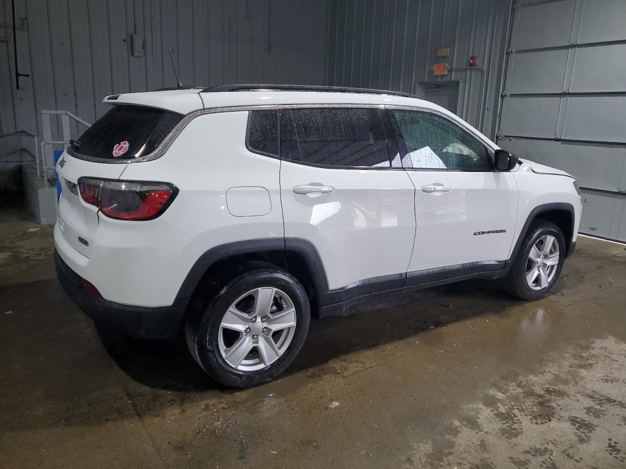 2022 JEEP COMPASS LATITUDE VIN:3C4NJDBB9NT148098