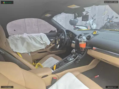 2019 Porsche Boxster WP0CB2982KS228147 VIN:WP0CB2982KS228147