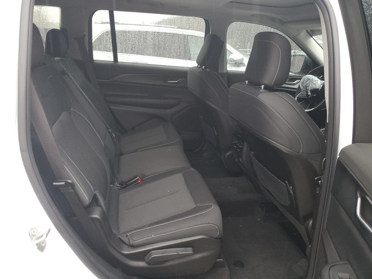 2024 JEEP GRAND CHEROKEE L LAREDO VIN:1C4RJKAG2R8947048