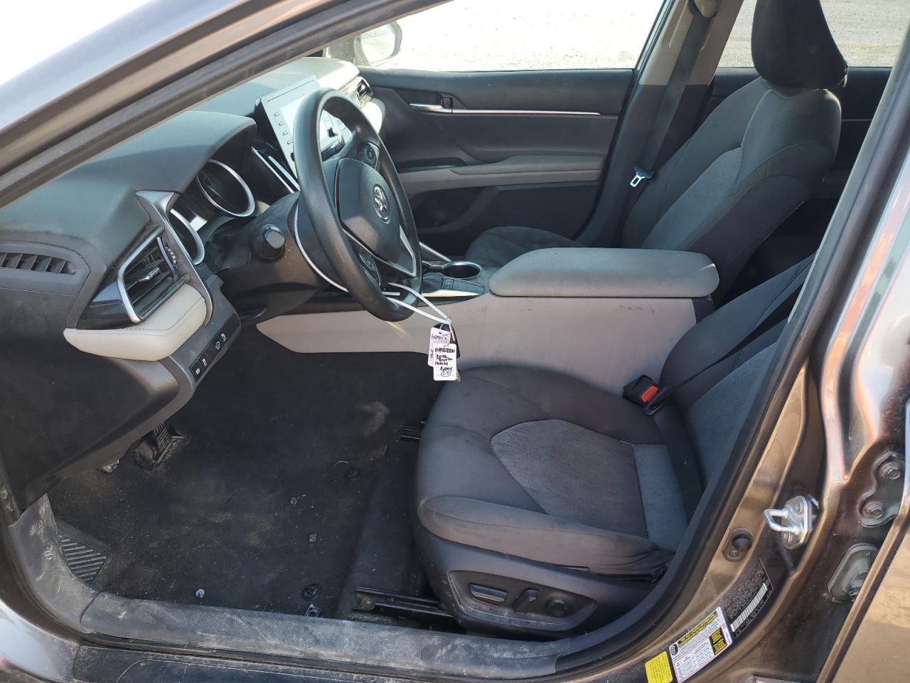 2022 TOYOTA CAMRY LE VIN:4T1C11AK2NU672654