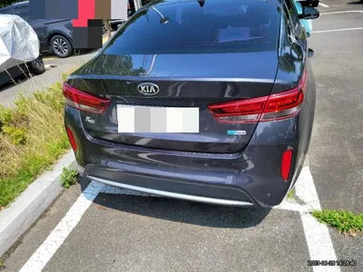 2017 Kia K5 VIN: