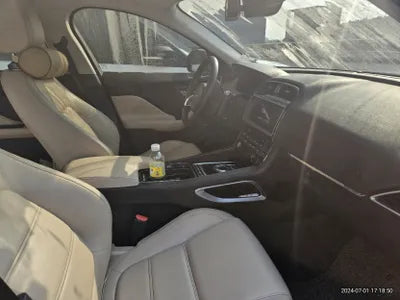 2018 Jaguar F-Pace VIN: