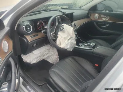 2020 Mercedes-Benz E 300 VIN: