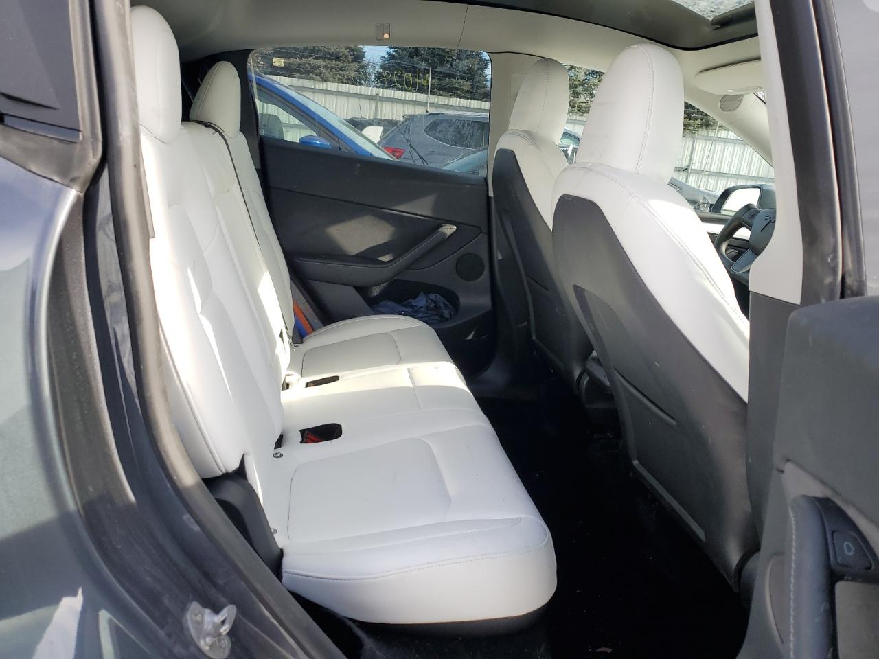 2023 TESLA MODEL Y  VIN:7SAYGDEEXPF883467