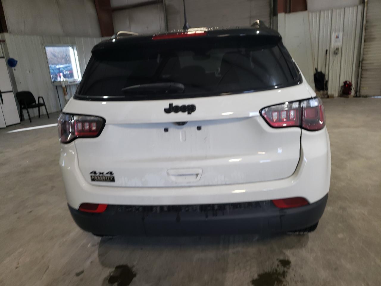 2023 JEEP COMPASS LATITUDE VIN:3C4NJDBN1PT557631
