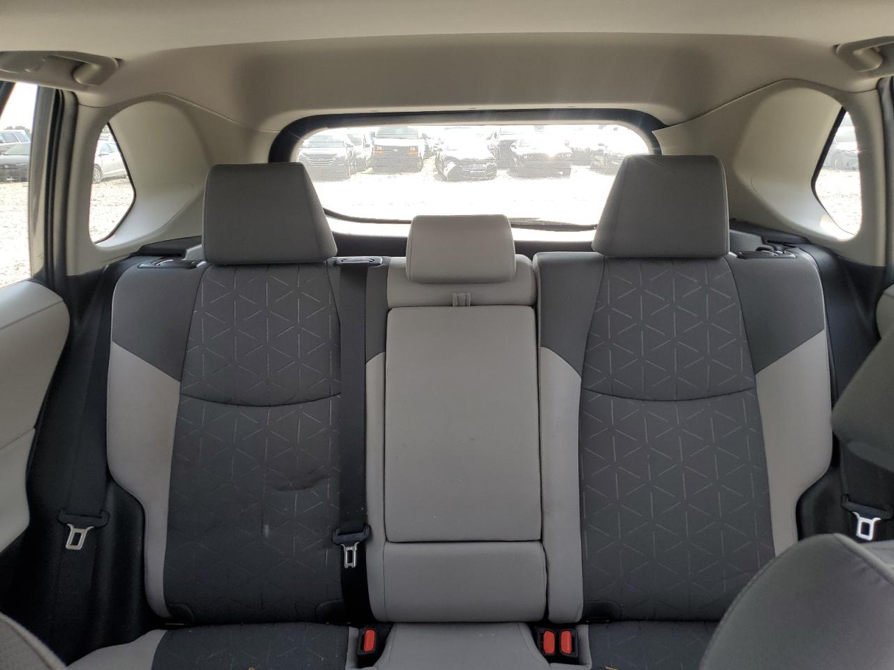 2022 TOYOTA RAV4 XLE VIN:2T3RWRFV9NW133050