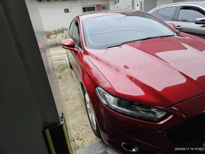 2015 Ford Mondeo VIN: